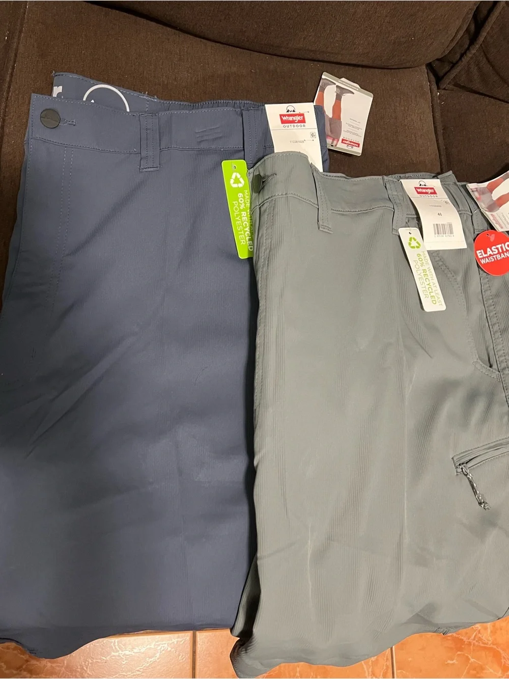 2 Wrangler Shorts Size 46. Utility Cargo Relaxed Fit. Gray and Blue. Inseam 10”